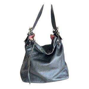 Vintage Tylie Malibu Black Pebbled Leather Slouchy Hobo with Wide Grommet Strap